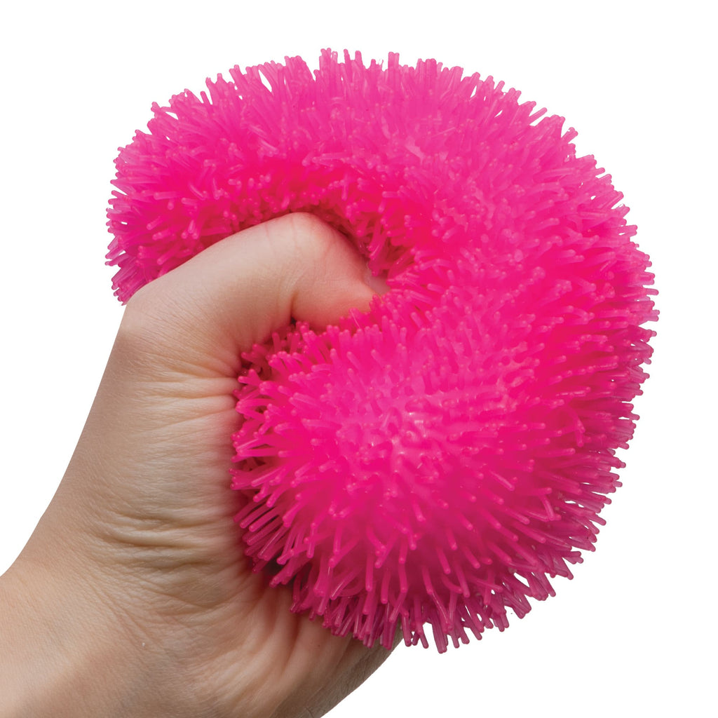 Shaggy Tactile Shaggy NeeDoh | Collection Winter Creek - Furry Coated Soft Touch Squishable Ball Detail